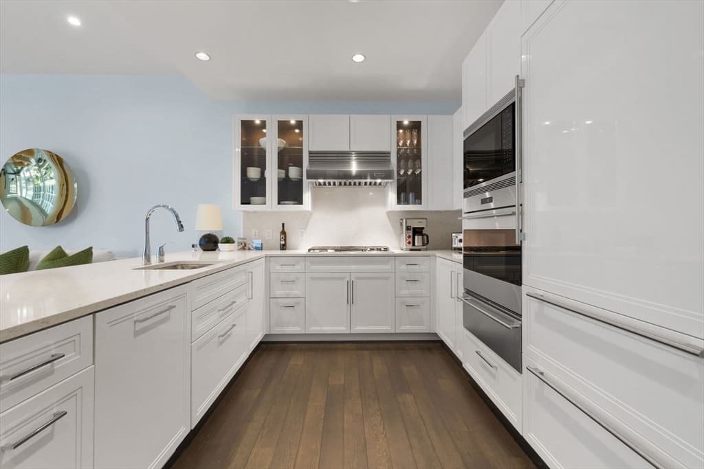 Condominium at 22 Liberty Dr # 3J, Boston MA 02210, photo 7 of 15