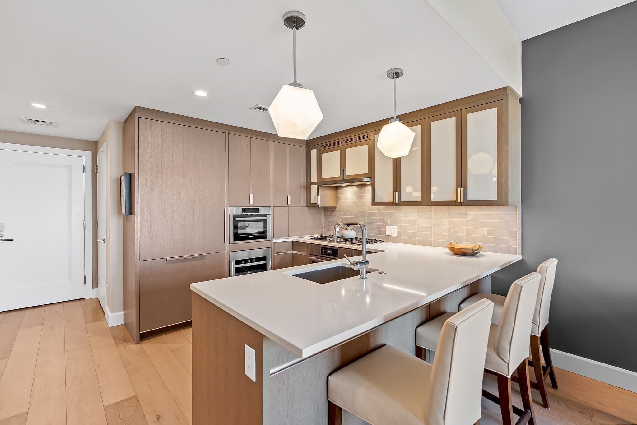 Condominium at 100 Lovejoy Wharf # F, Boston MA 02114, photo 6 of 28