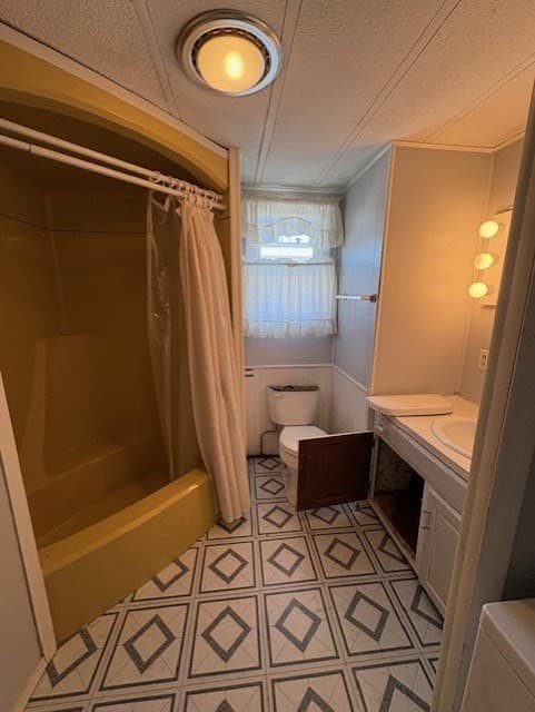 Mobile Home at 300 East Washington Street # 11R, North Attleboro MA 02760, photo 14 of 17