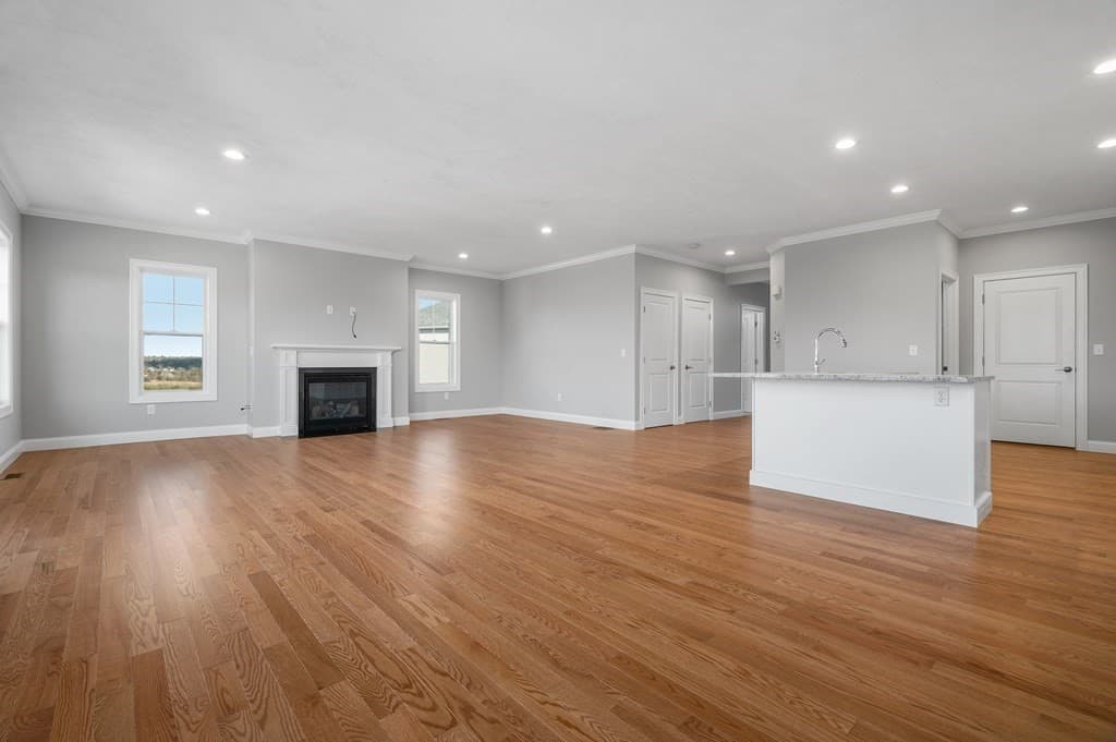 Condominium at 162 Rolling Ridge Drive # 103, Northbridge MA 01588, photo 16 of 25