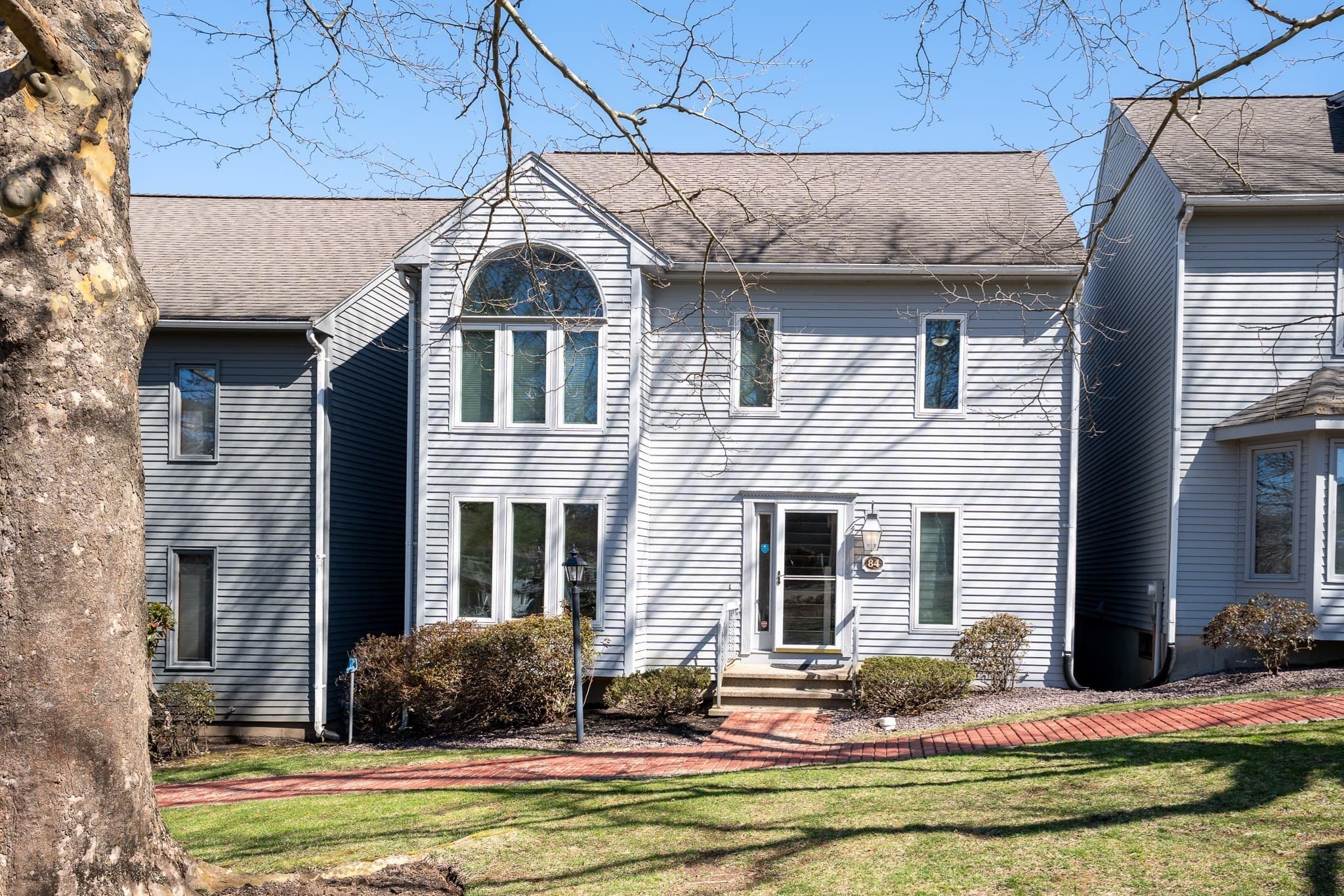 Condominium at 84 Kim Ter # 84, Stoughton MA 02072, photo 2 of 22