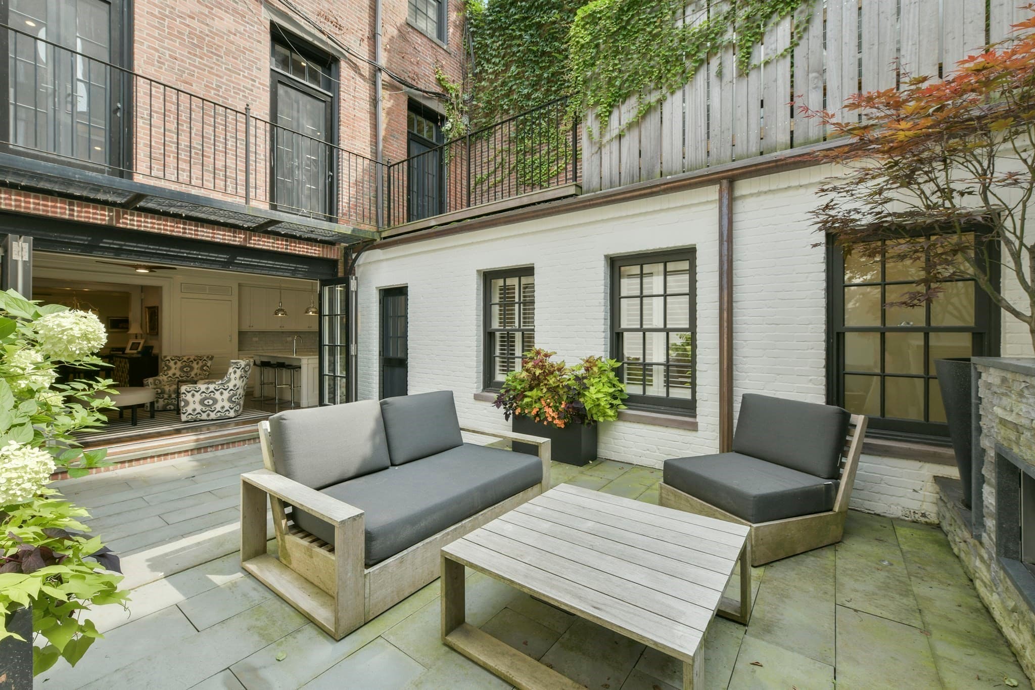 Single Family Residence at 75 Hancock St, Boston MA 02114, photo 13 of 29