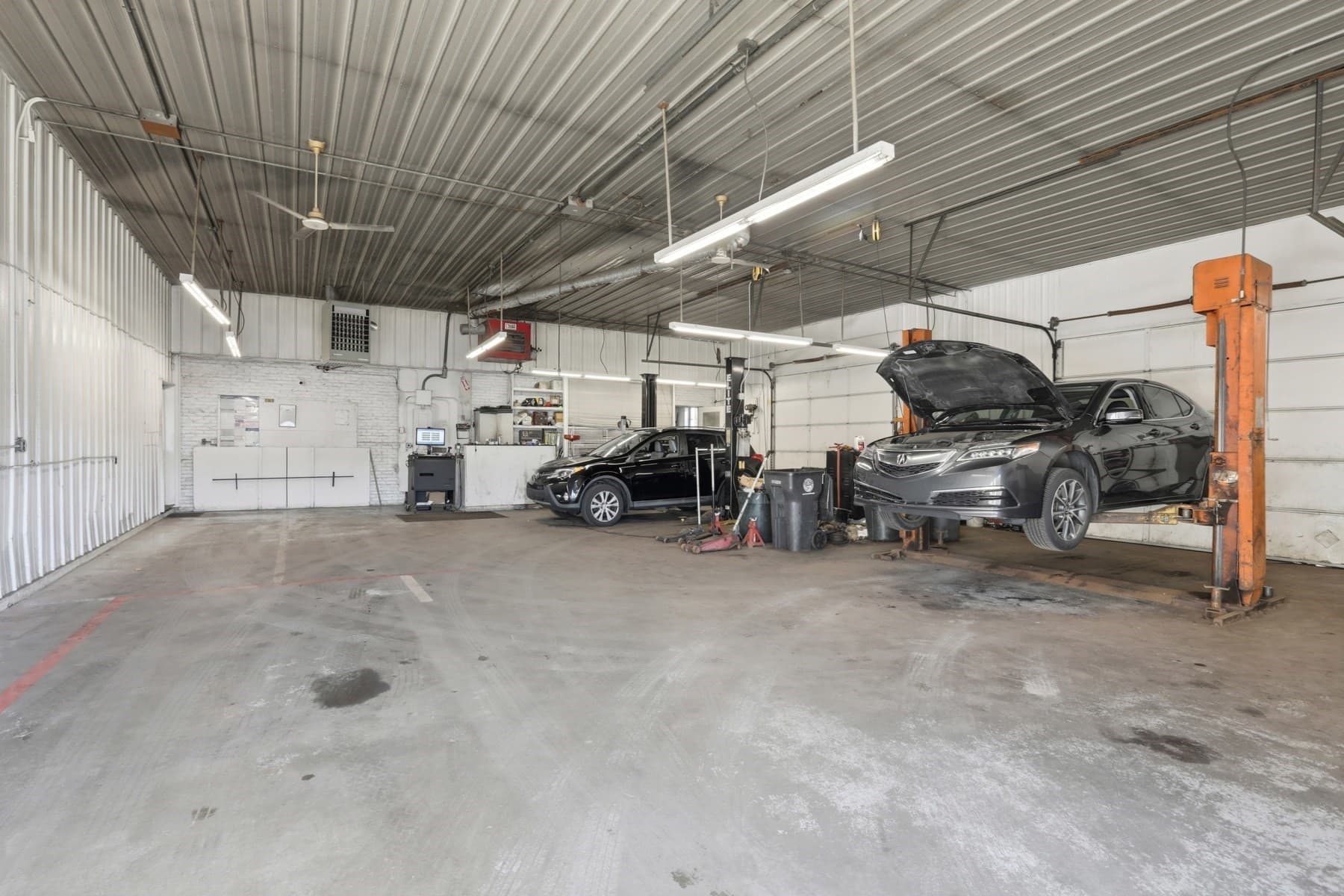 Commercial Sale at 560 River St, Haverhill MA 01832, Haverhill, photo 3 of 21