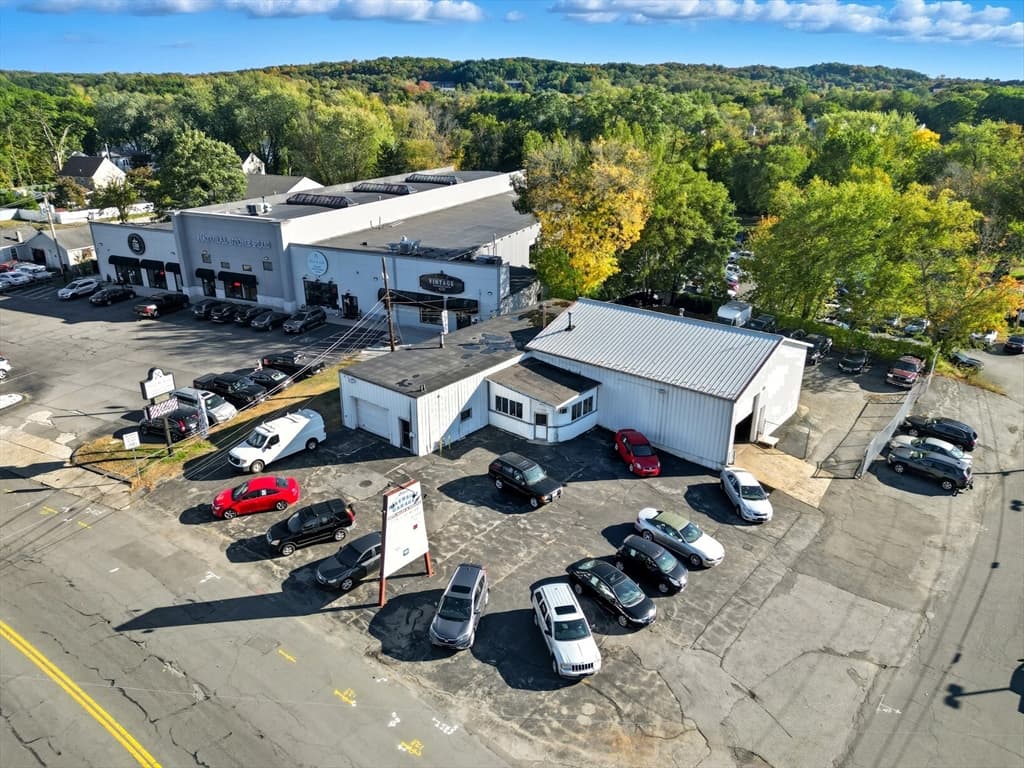560 River St, Haverhill MA 01832
