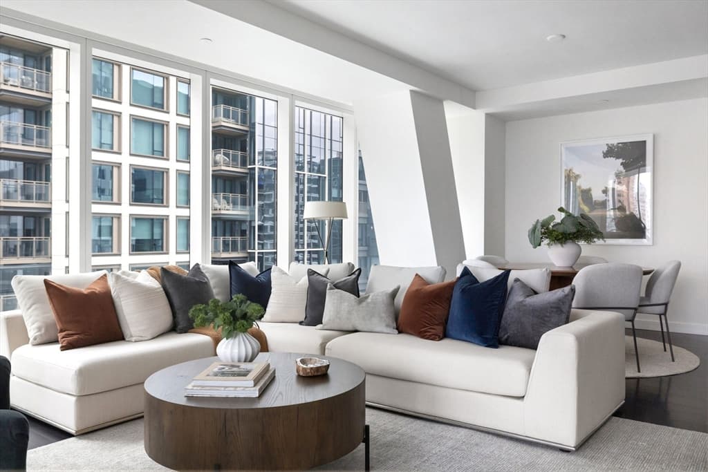 Condominium at 150 Seaport Blvd # 8G, Boston MA 02210, photo 2 of 20