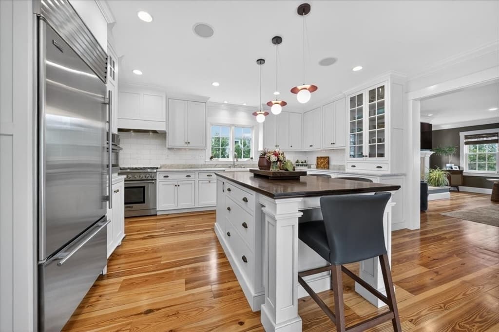 Single Family Residence at 33 Lincoln St, Hingham MA 02043, photo 6 of 40