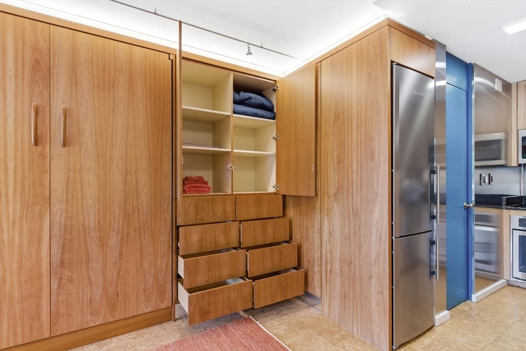 Condominium at 29 Concord Ave # 501, Cambridge MA 02138, Cambridge, photo 12 of 30