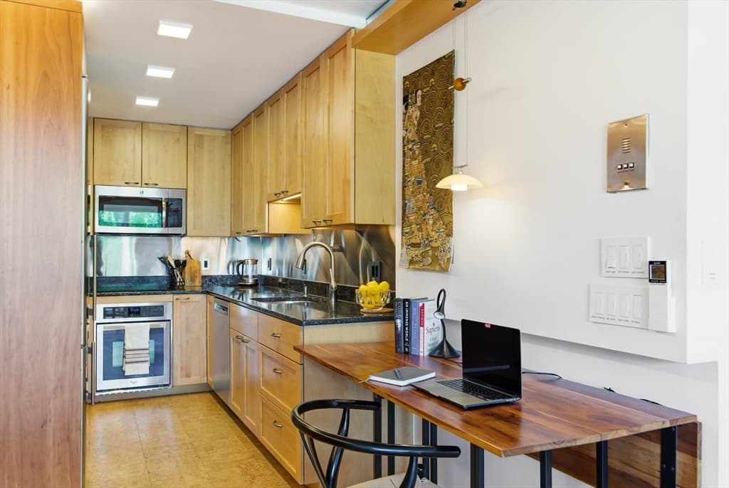 Condominium at 29 Concord Ave # 501, Cambridge MA 02138, Cambridge, photo 22 of 30