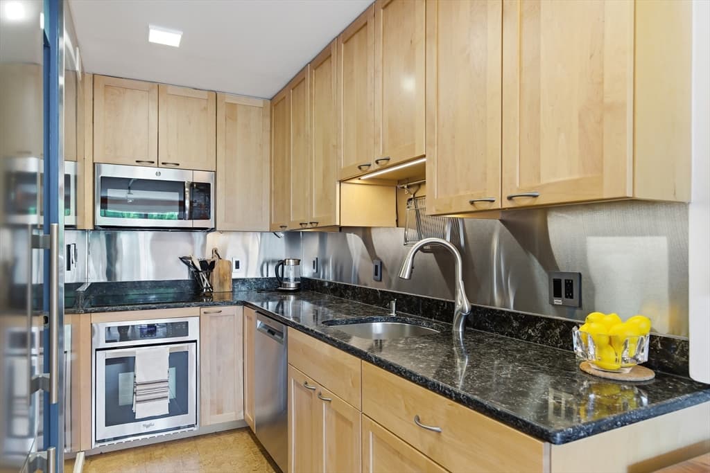 Condominium at 29 Concord Ave # 501, Cambridge MA 02138, Cambridge, photo 18 of 30