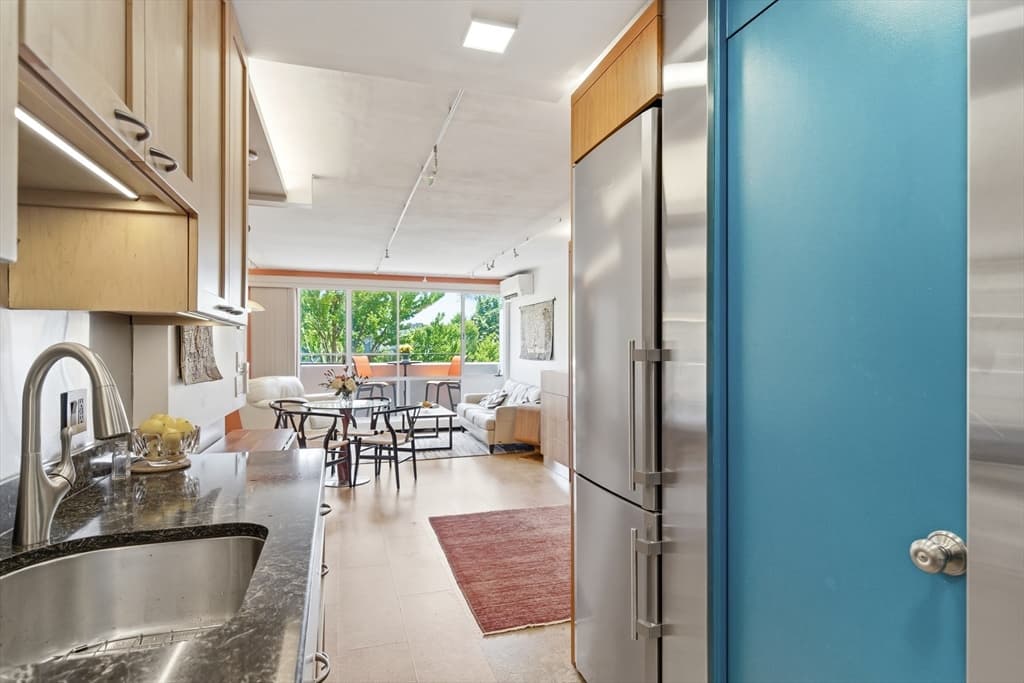 Condominium at 29 Concord Ave # 501, Cambridge MA 02138, Cambridge, photo 19 of 30