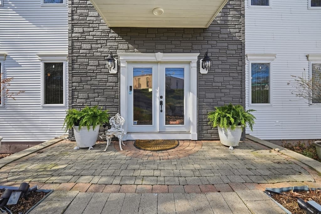 Single Family Residence at 239 Fuller Road, Chicopee MA 01020, Chicopee, photo 4 of 42