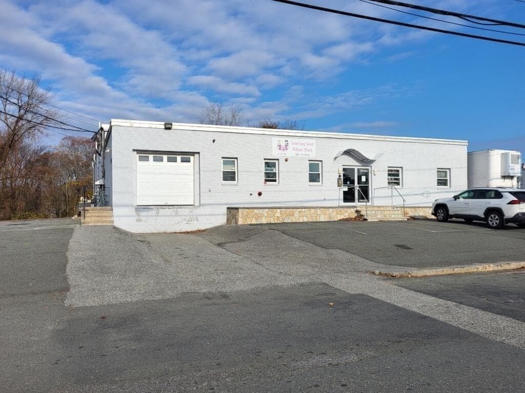 19 Sixth Road # C, Woburn MA 01801