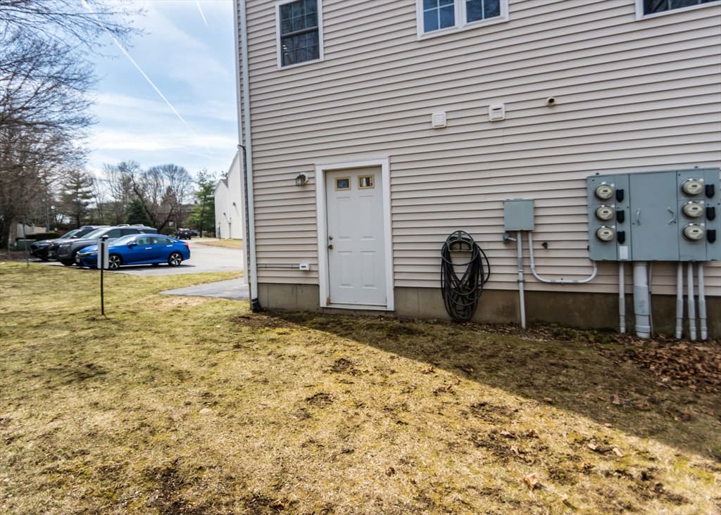 985 Trapelo Road # 23, Waltham MA 02452 photo 27