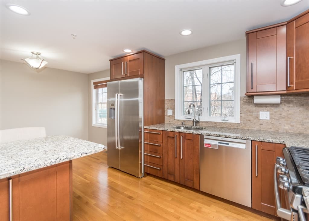 985 Trapelo Road # 23, Waltham MA 02452 photo 6
