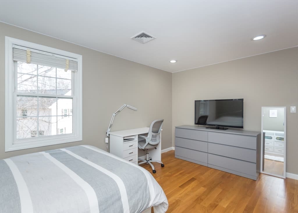 985 Trapelo Road # 23, Waltham MA 02452 photo 16
