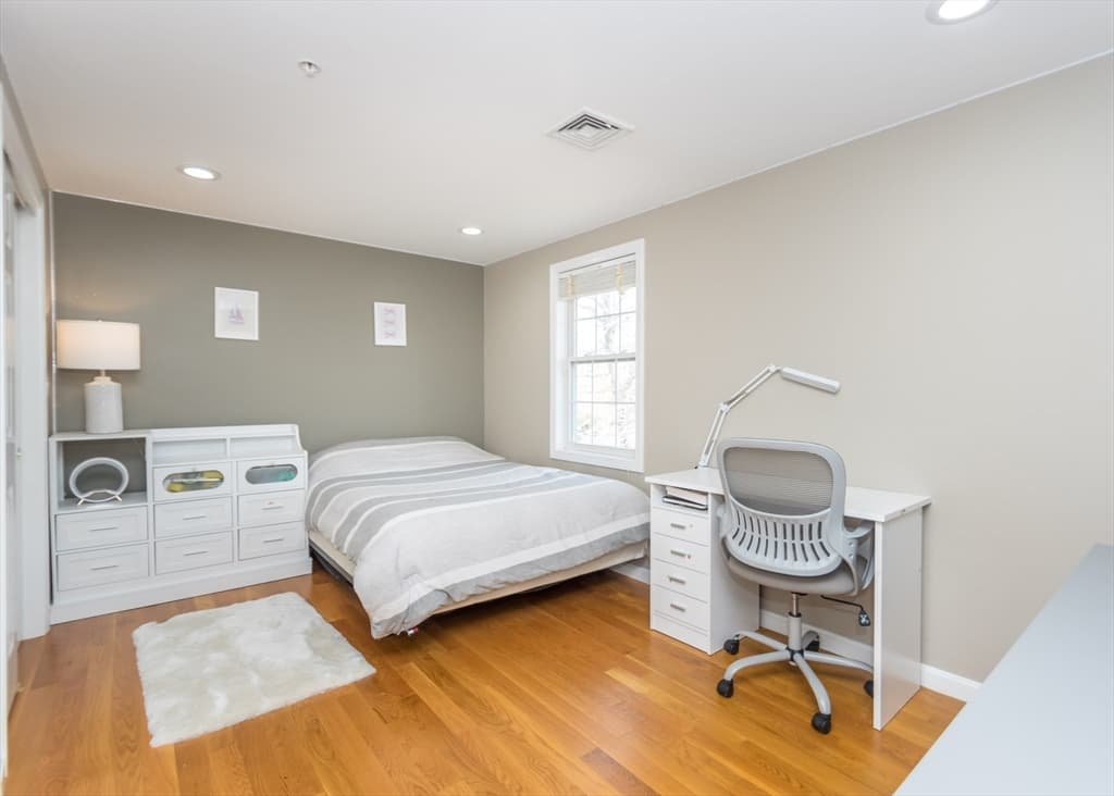 985 Trapelo Road # 23, Waltham MA 02452 photo 15