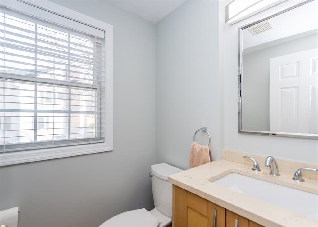 985 Trapelo Road # 23, Waltham MA 02452 photo 4