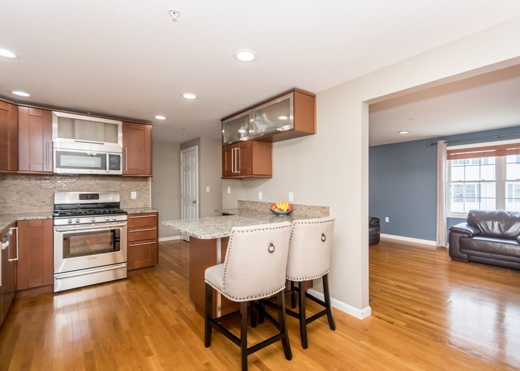 985 Trapelo Road # 23, Waltham MA 02452 photo 8