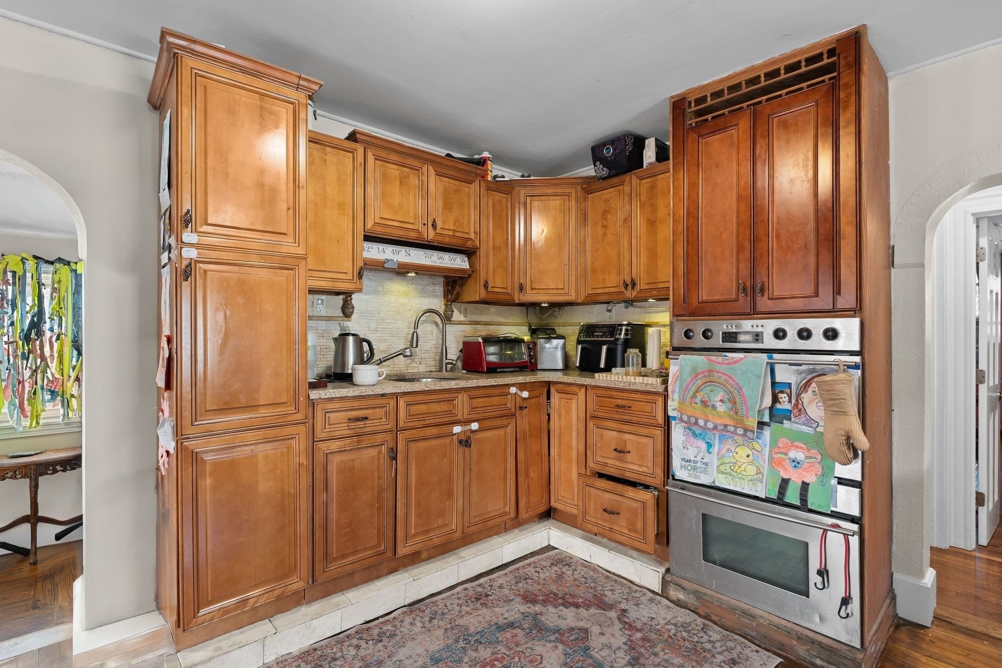 Single Family Residence at 81 Wessagussett Rd, Weymouth MA 02191, photo 3 of 29
