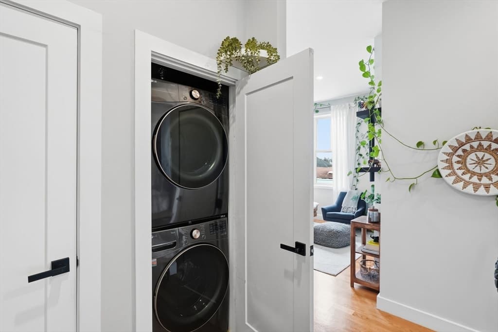 Condominium at 181 Cowper St # 302, Boston MA 02128, Boston, photo 13 of 16