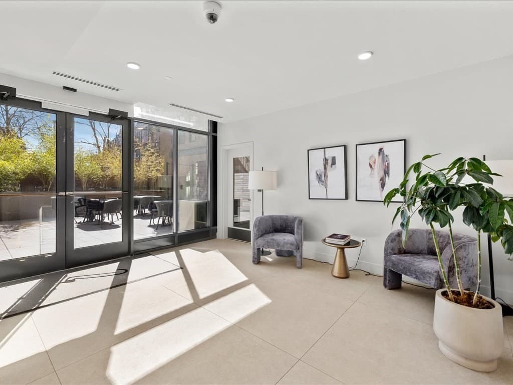 Condominium at 566 Columbus Ave # 506, Boston MA 02118, photo 31 of 37