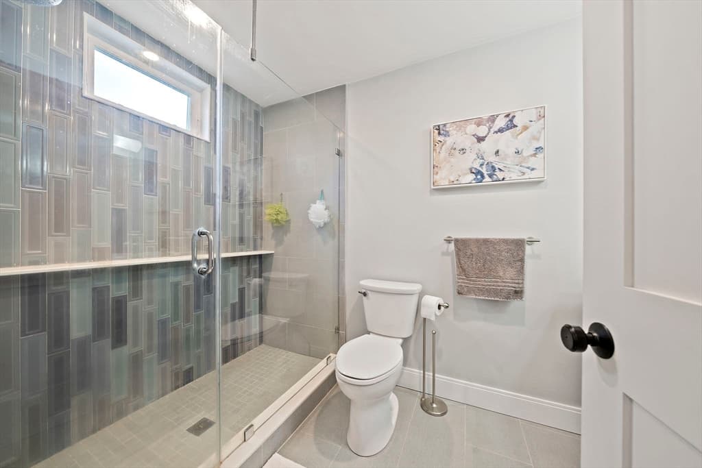 Condominium at 64-66 Armandine Street # 2, Boston MA 02124, Boston, photo 12 of 31