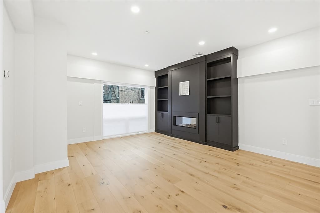 Condominium at 43 Stillman Street # 1, Boston MA 02113, photo 16 of 39