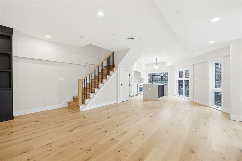 Condominium at 43 Stillman Street # 1, Boston MA 02113, photo 20 of 39
