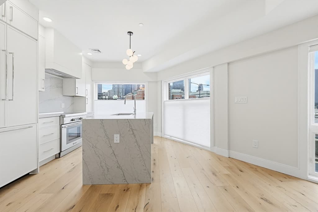 Condominium at 43 Stillman Street # 1, Boston MA 02113, photo 8 of 39
