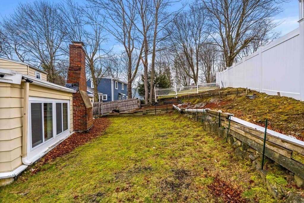 Single Family Residence at 380 Cross Street, Winchester MA 01890, photo 7 of 41