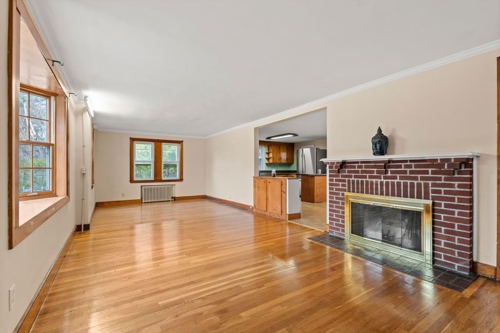 Single Family Residence at 380 Cross Street, Winchester MA 01890, photo 9 of 41