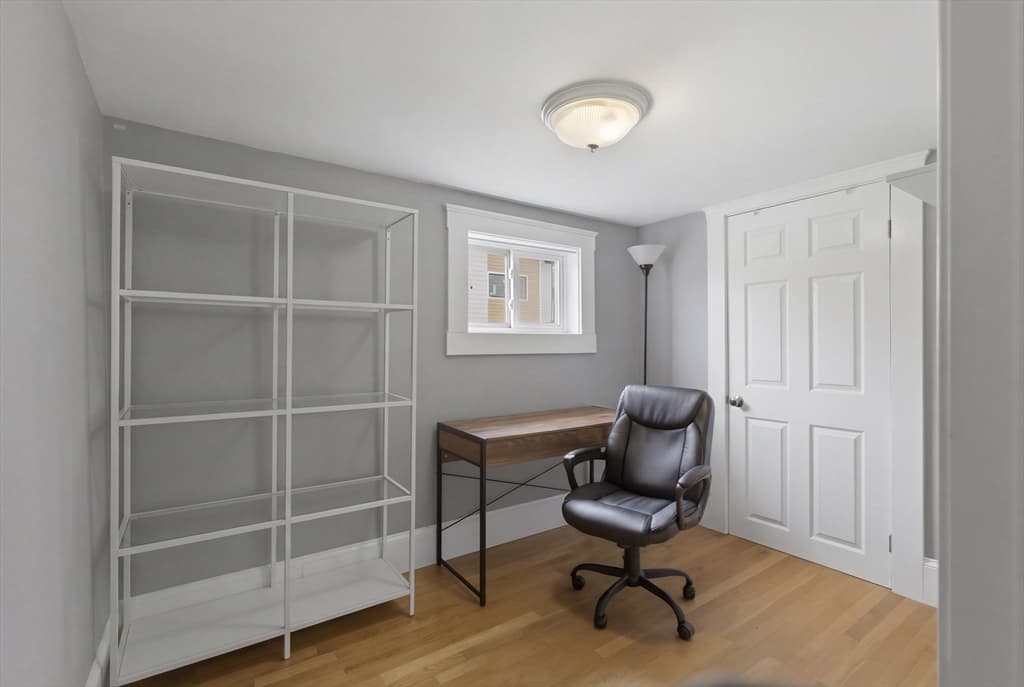 Condominium at 9 Clyde # 9, Somerville MA 02145, photo 10 of 21