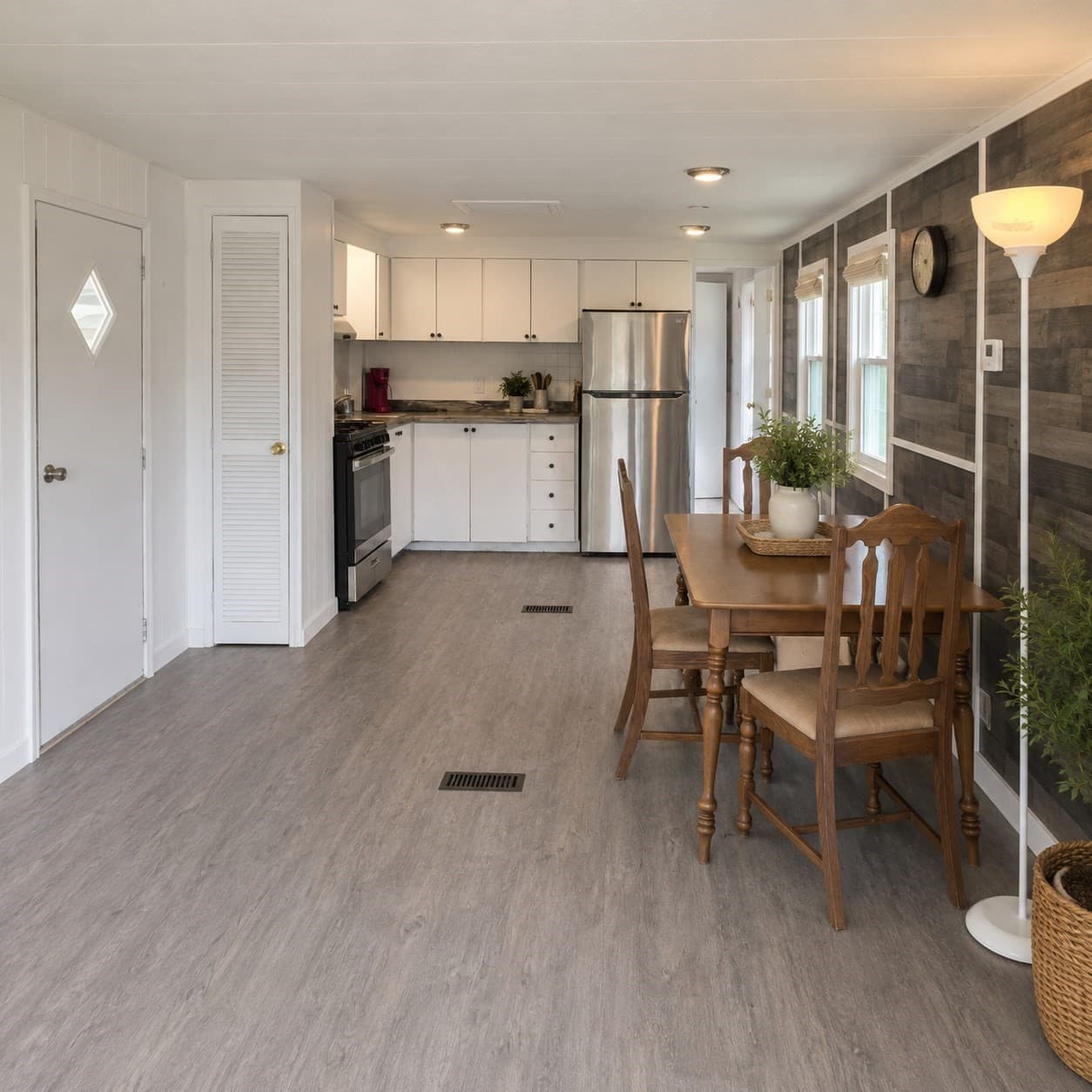 Mobile Home at 131 Washington St # 32, Foxboro MA 02760, photo 13 of 24