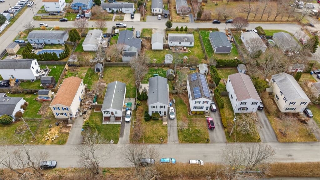 Single Family Residence at 22 Connecticut Ave, Middletown RI 02842, photo 36 of 37