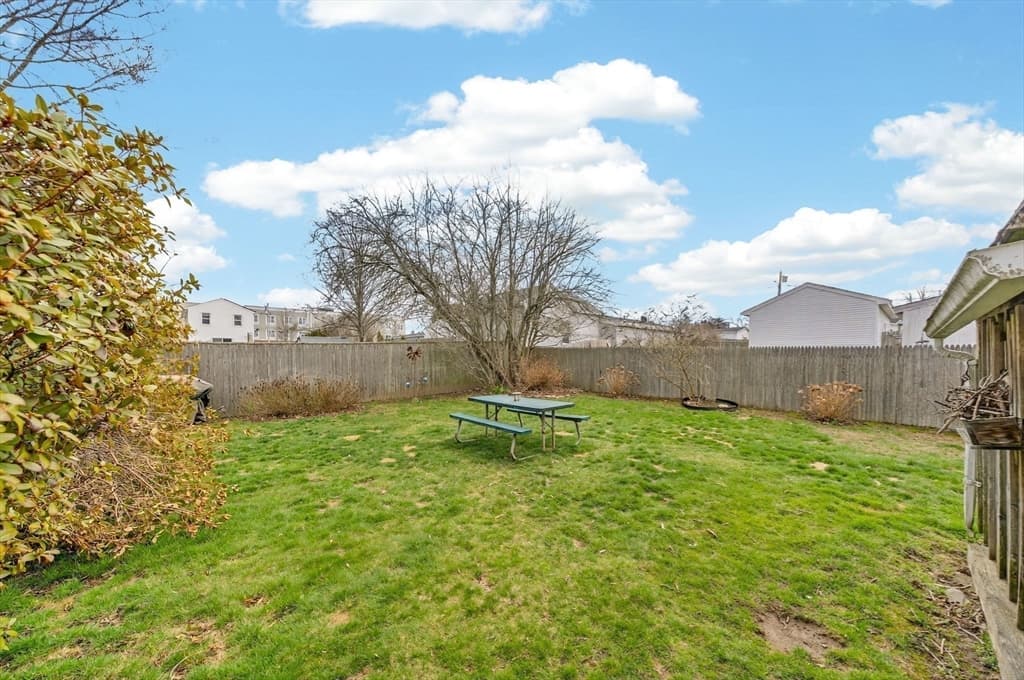 Single Family Residence at 22 Connecticut Ave, Middletown RI 02842, photo 32 of 37