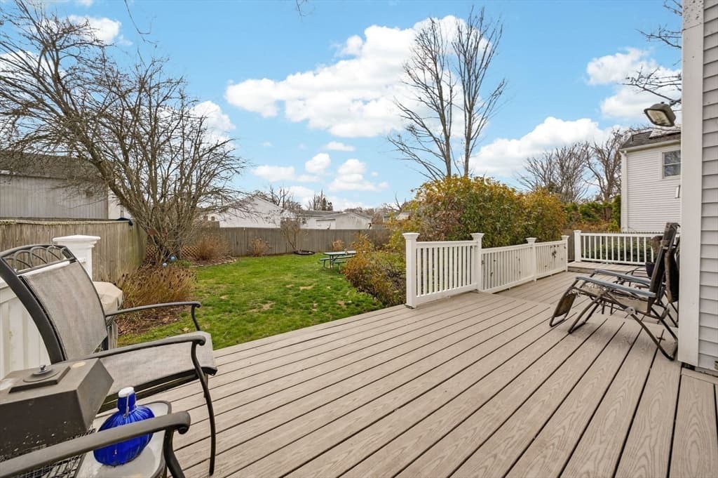 Single Family Residence at 22 Connecticut Ave, Middletown RI 02842, photo 33 of 37