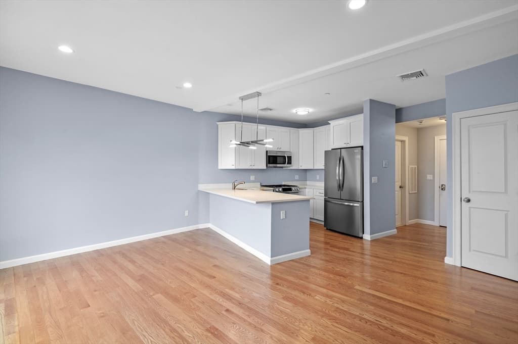 Condominium at 172 Kimball Ave # 3B, Revere MA 02151, photo 26 of 29