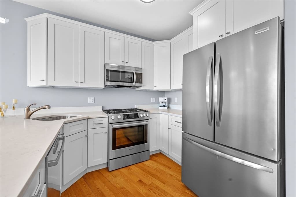 Condominium at 172 Kimball Ave # 3B, Revere MA 02151, photo 8 of 29