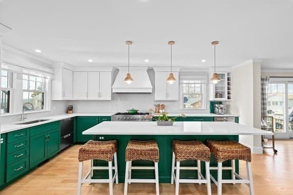 Single Family Residence at 5 Vernon Avenue, Hull MA 02045, Hull, photo 6 of 33