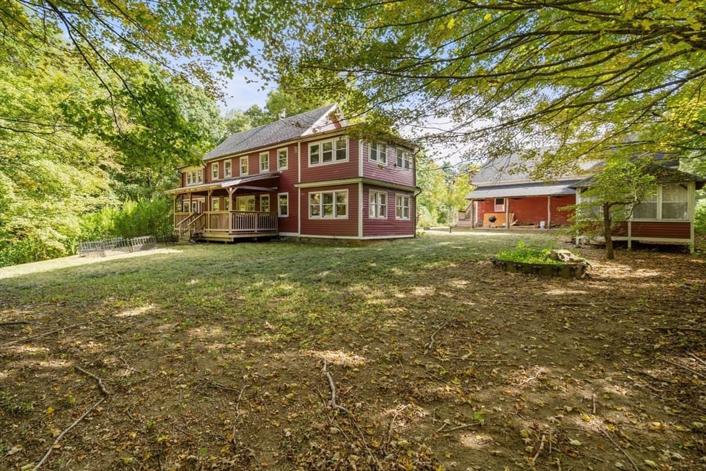 Single Family Residence at 16 Summit Ave, Sturbridge MA 01518, photo 35 of 37
