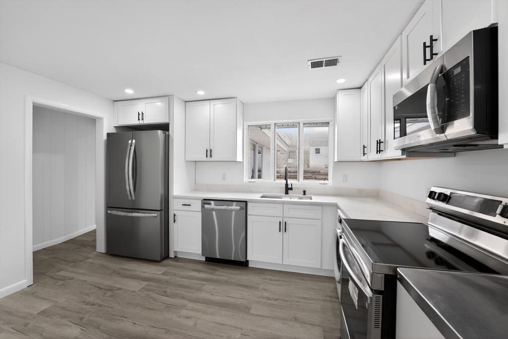 269 Jon Dr, Brockton MA 02302 photo 23