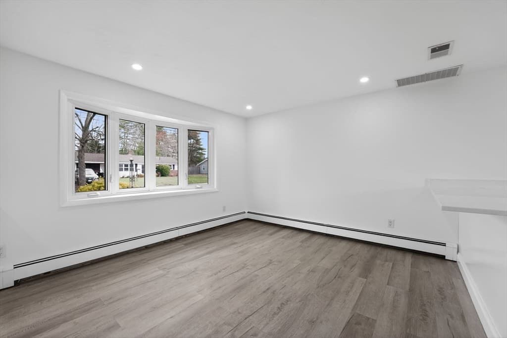 269 Jon Dr, Brockton MA 02302 photo 15