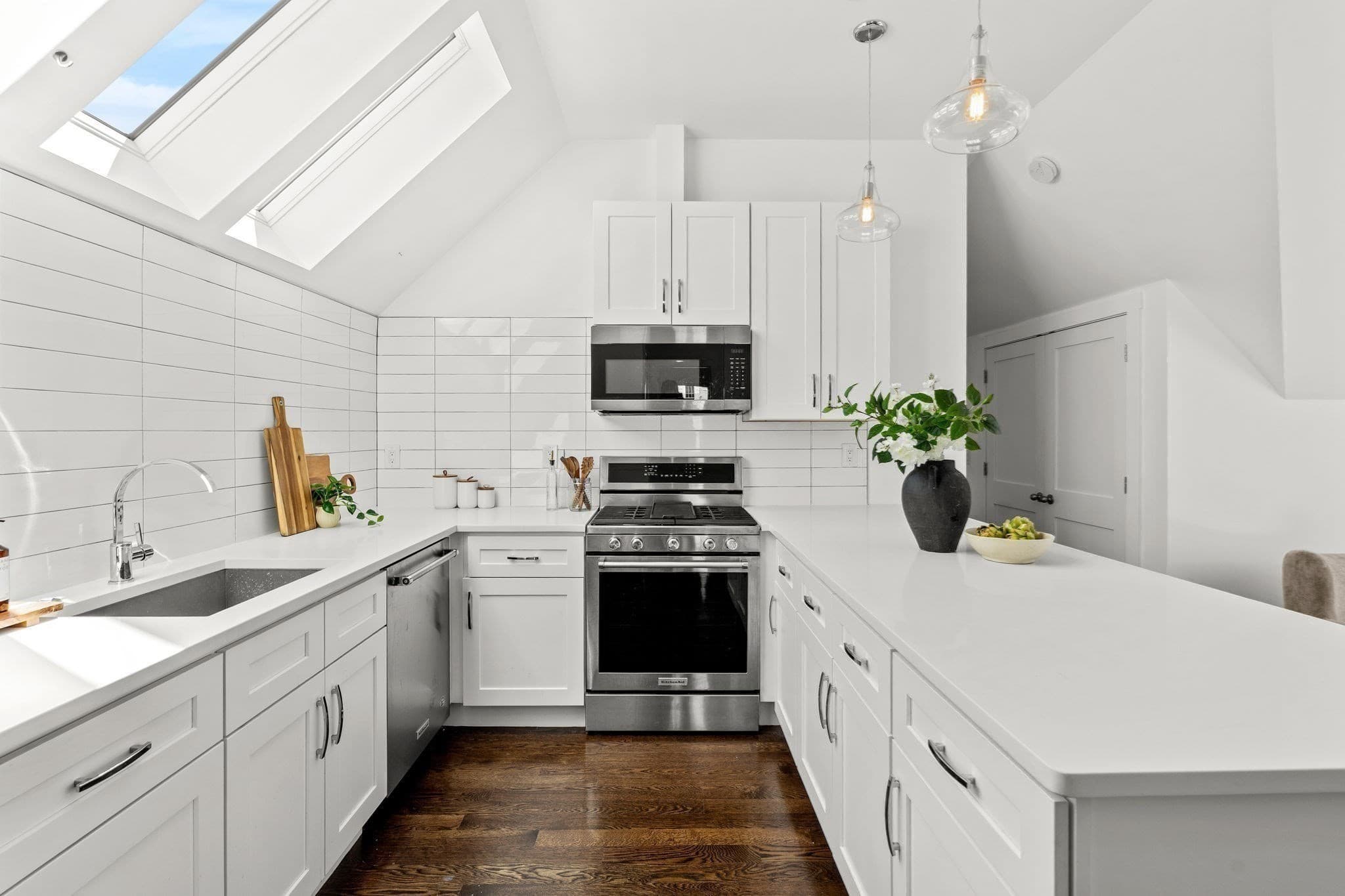 Condominium at 9 Upham Ave # 3, Boston MA 02125, Boston, photo 3 of 24