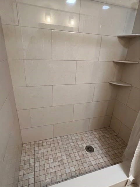 3 Family - 3 Units Up/Down at 8 White Ave, Brookline MA 02467, Brookline, photo 40 of 40