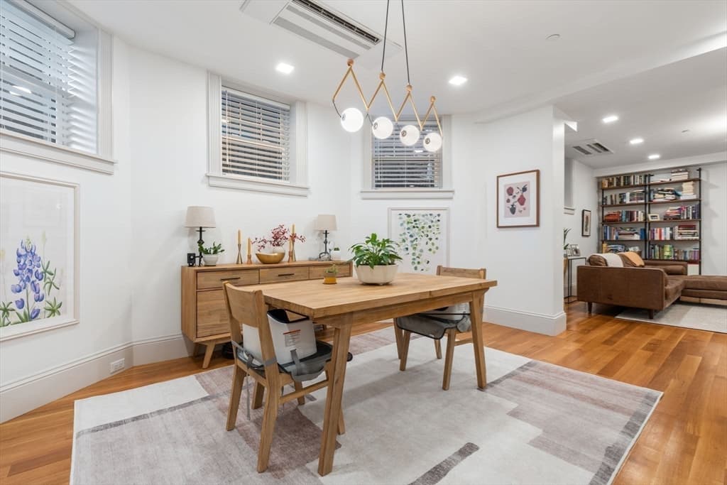 Condominium at 1762 Beacon St # 1, Brookline MA 02445, photo 4 of 17