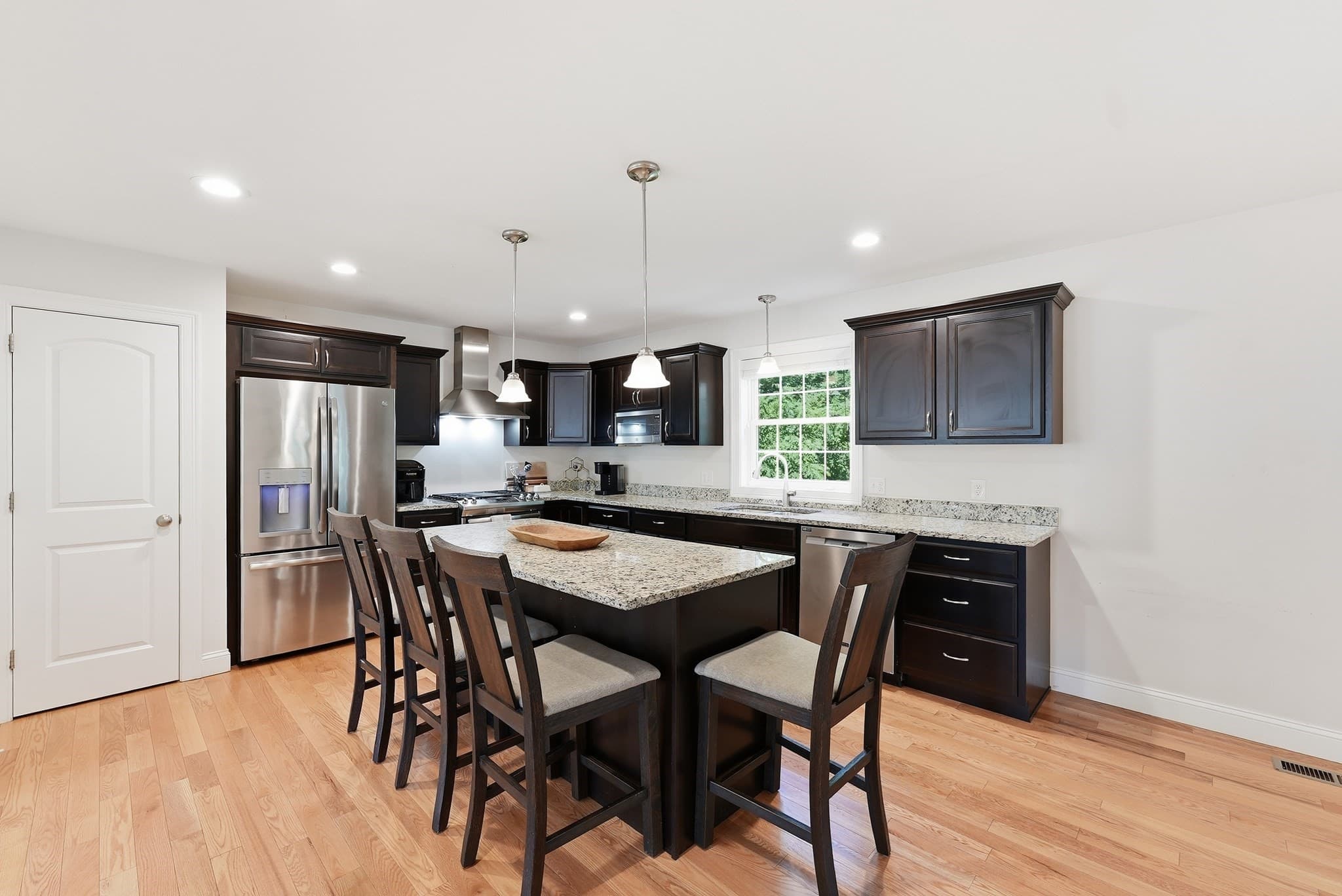 Single Family Residence at 23 Ralph Cir, Chicopee MA 01020, Chicopee, photo 13 of 42