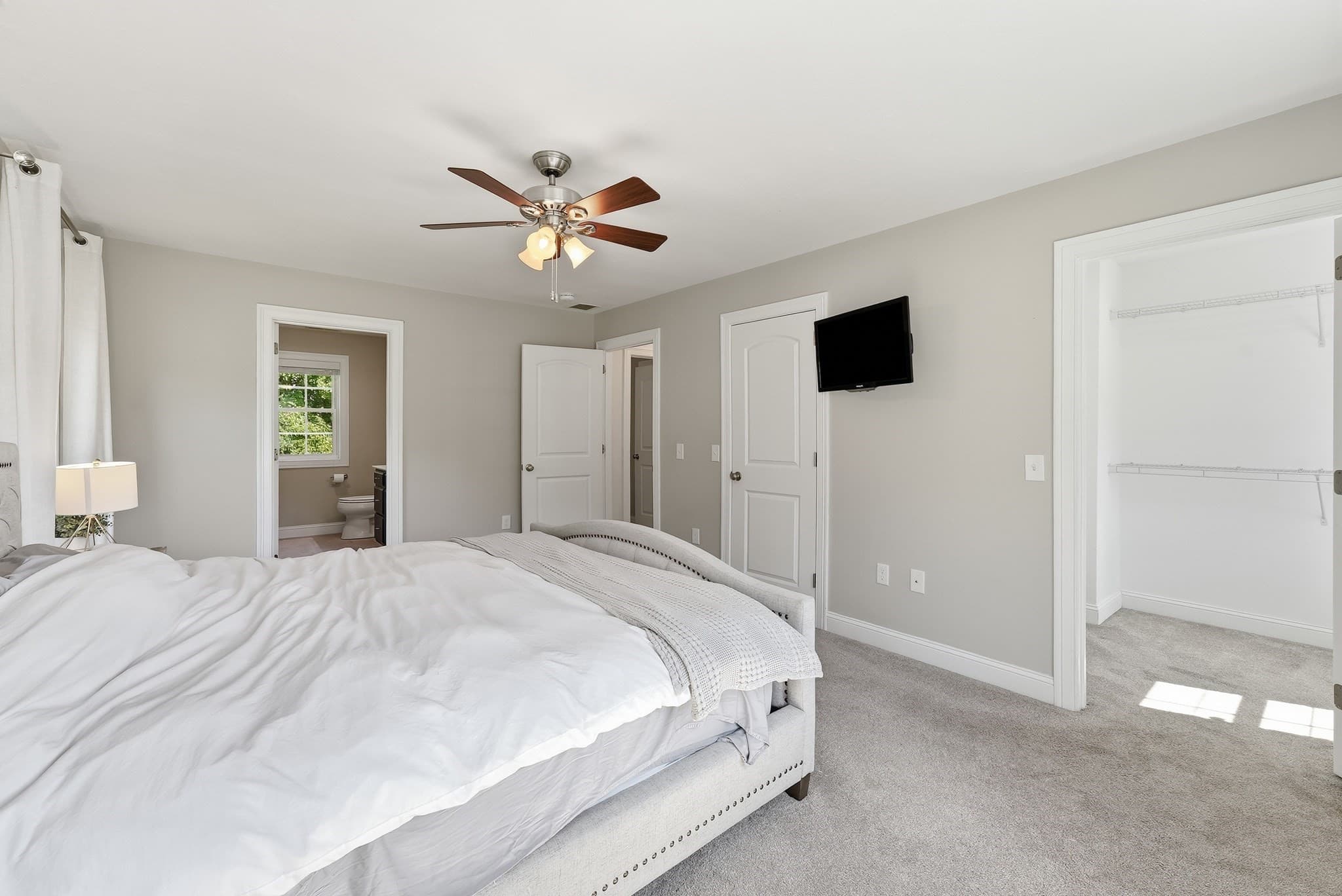 Single Family Residence at 23 Ralph Cir, Chicopee MA 01020, Chicopee, photo 22 of 42