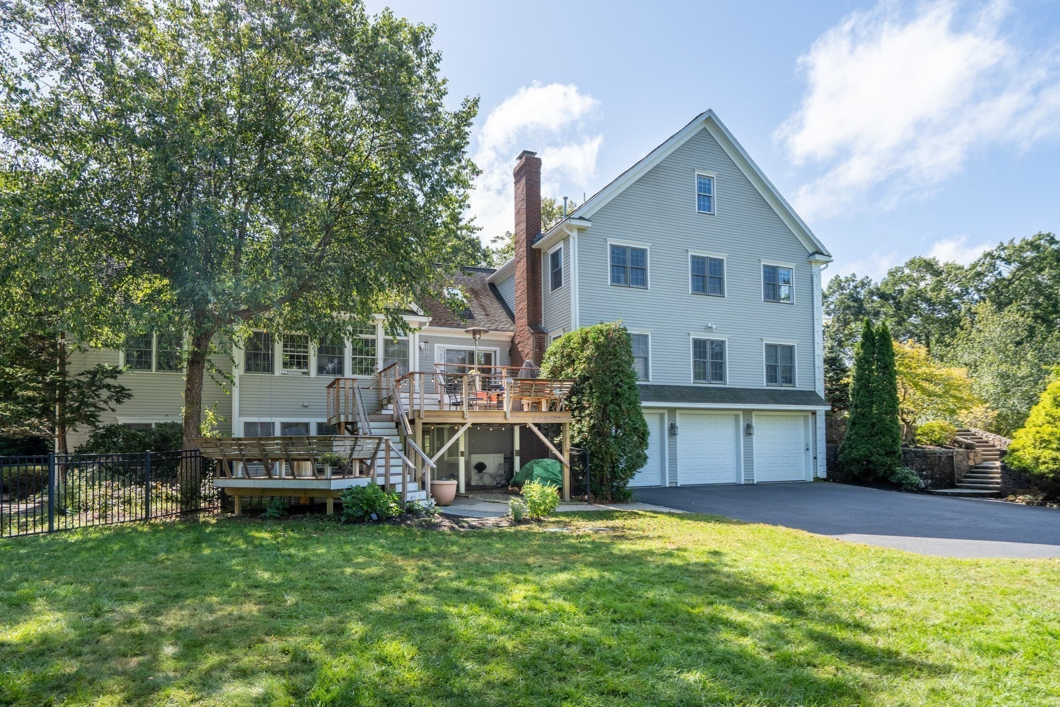 Single Family Residence at 1 Gussett Rd, Wenham MA 01984, Wenham, photo 4 of 39