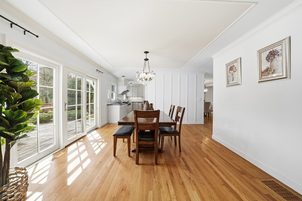 Single Family Residence at 136 Cedar St, Lexington MA 02420, Lexington, photo 5 of 42