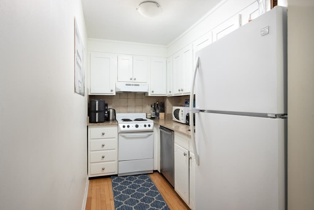Condominium at 269 Harvard St. # 19, Cambridge MA 02139, Cambridge, photo 6 of 12